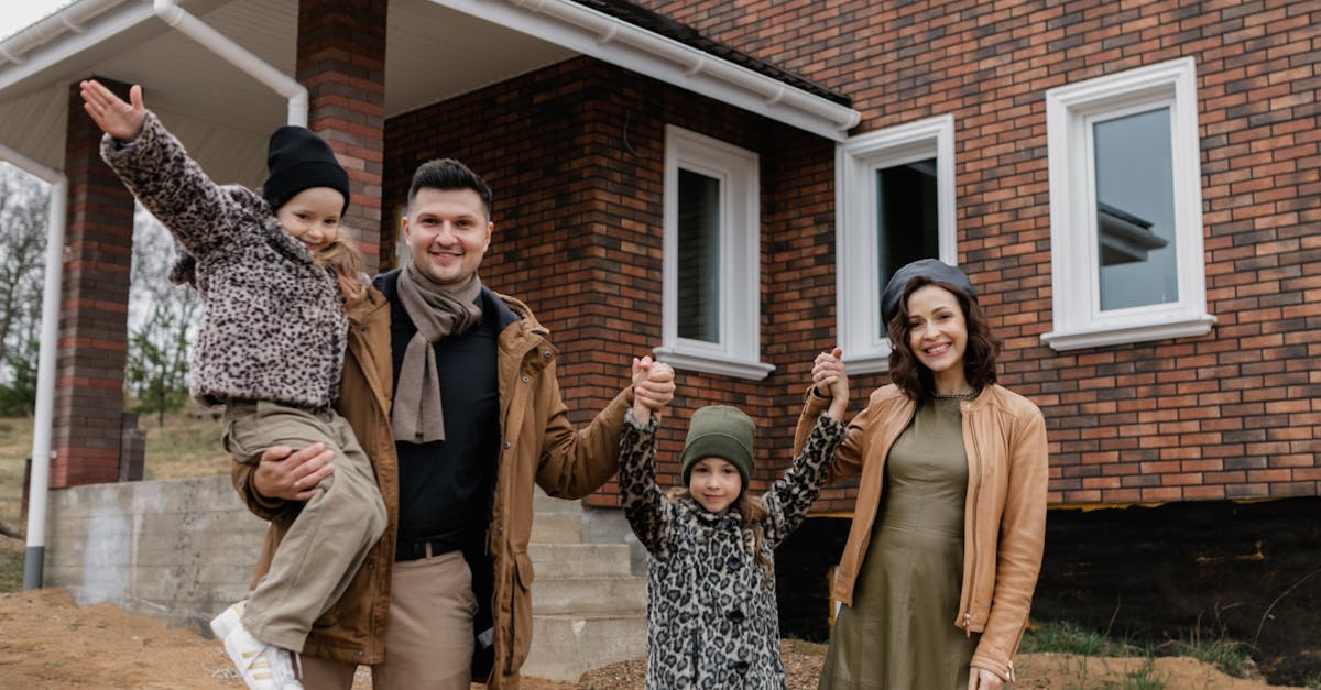 The Role of Communication in the Builder Selection Process